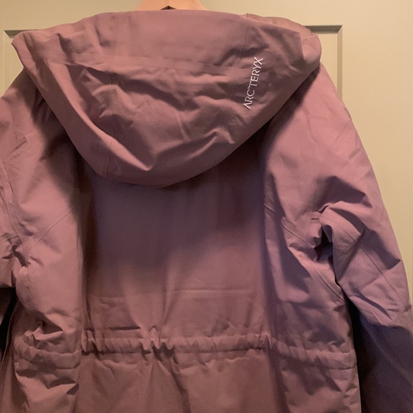 Arc’teryx Alessa Long Parka - Picture 7 of 14